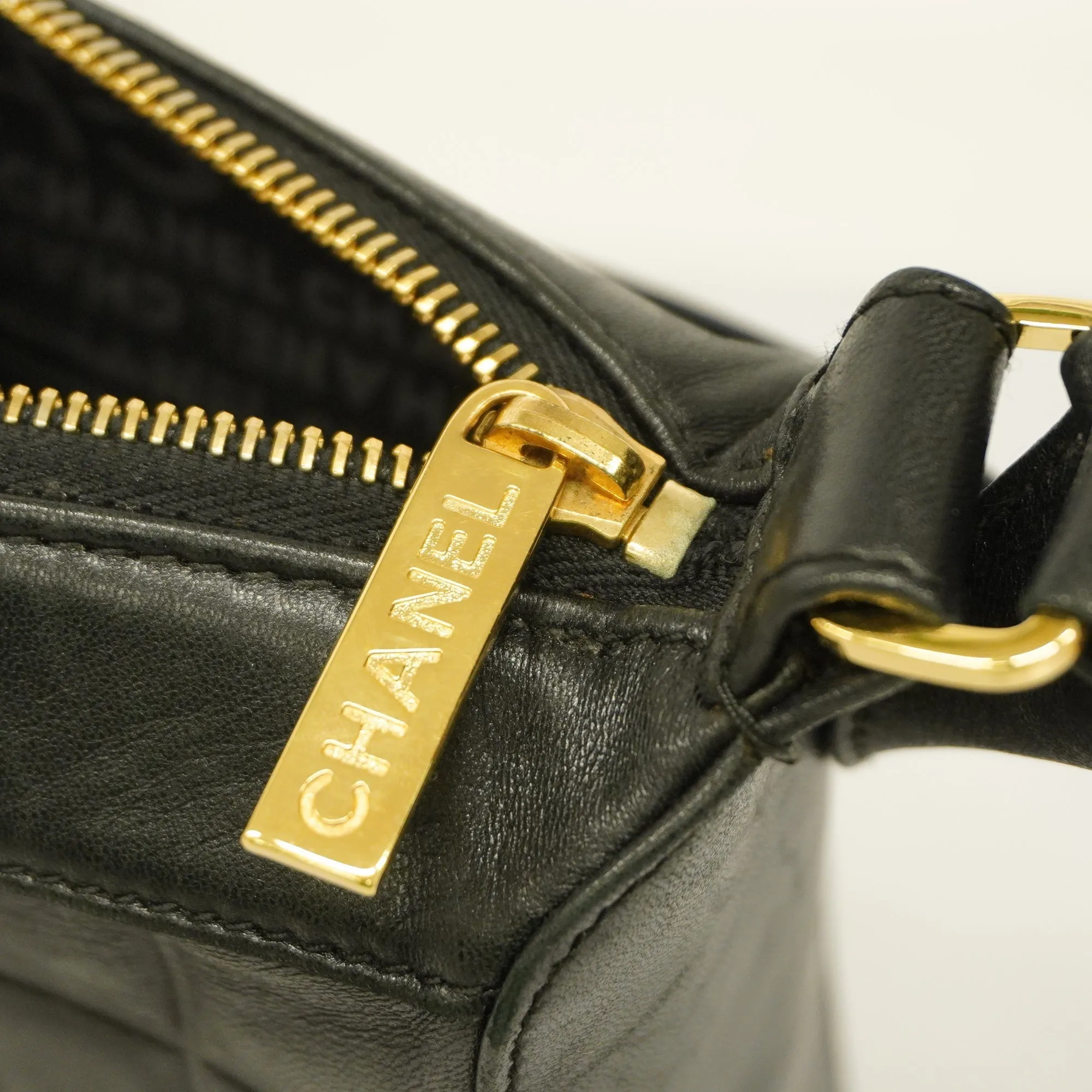 CHANELAuth  Chocolate Bar Handbag Women's Leather Handbag Brown