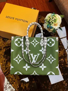 Designer Tote - LOV - 6007