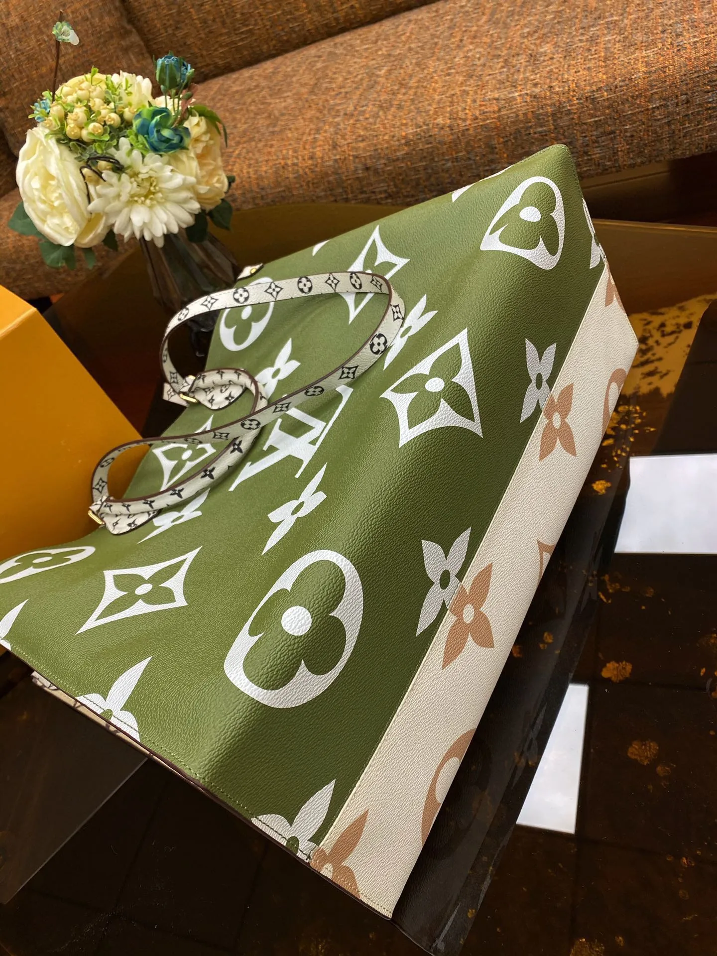 Designer Tote - LOV - 6007