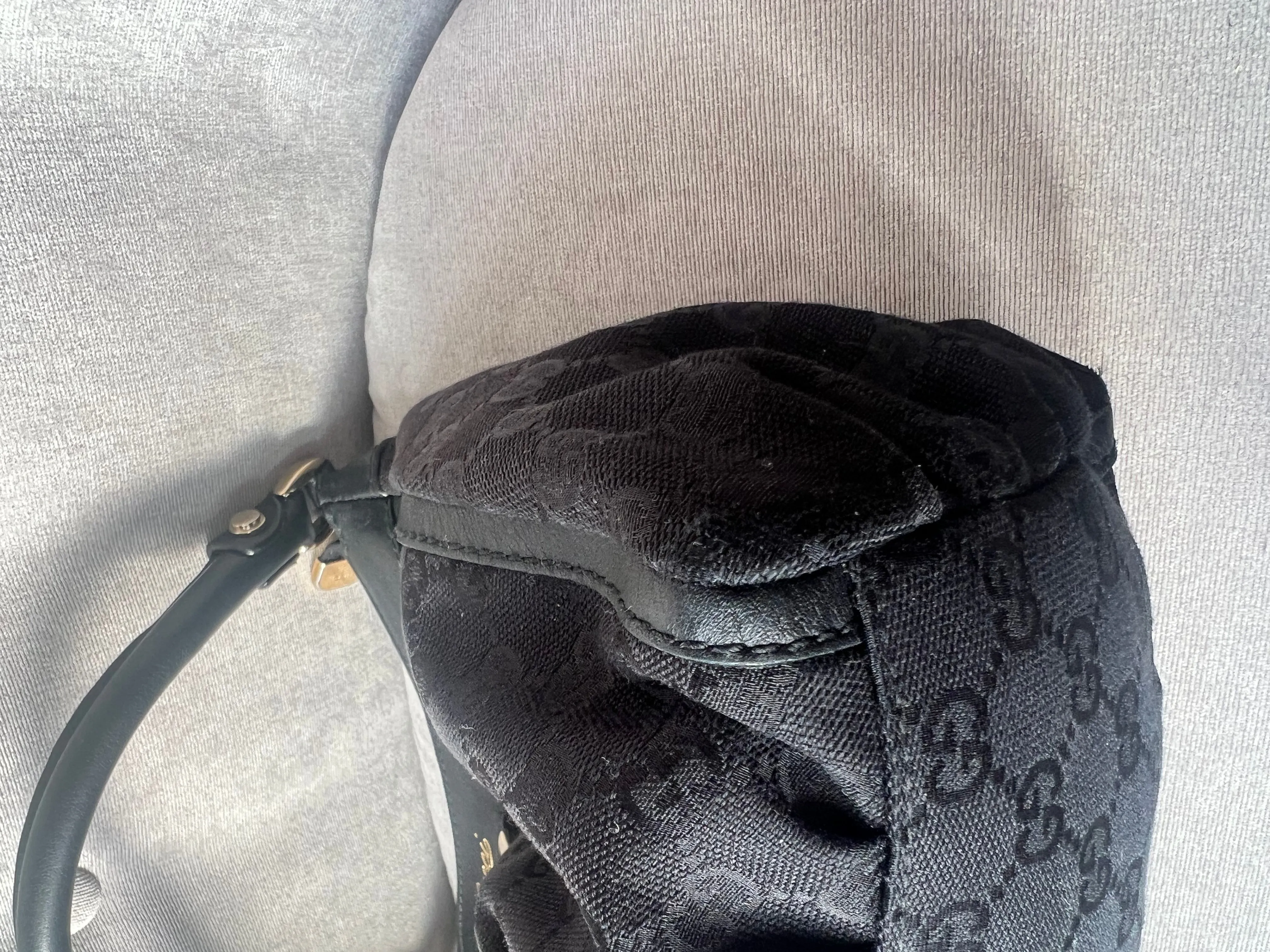 Gucci GG Canvas Small Black Abbey D Ring Hobo