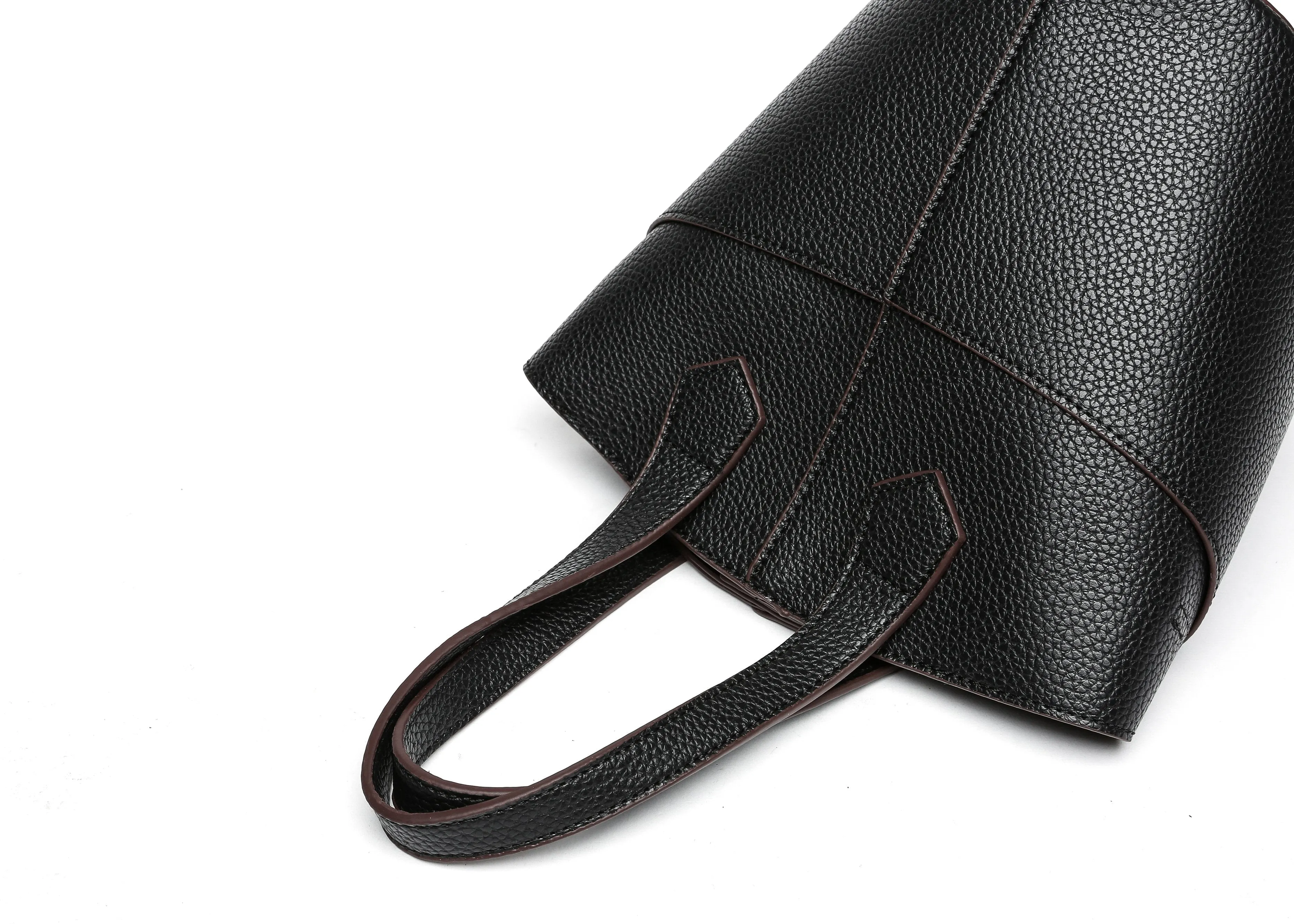 TARRAMARRA® Orilla Bucket Bag